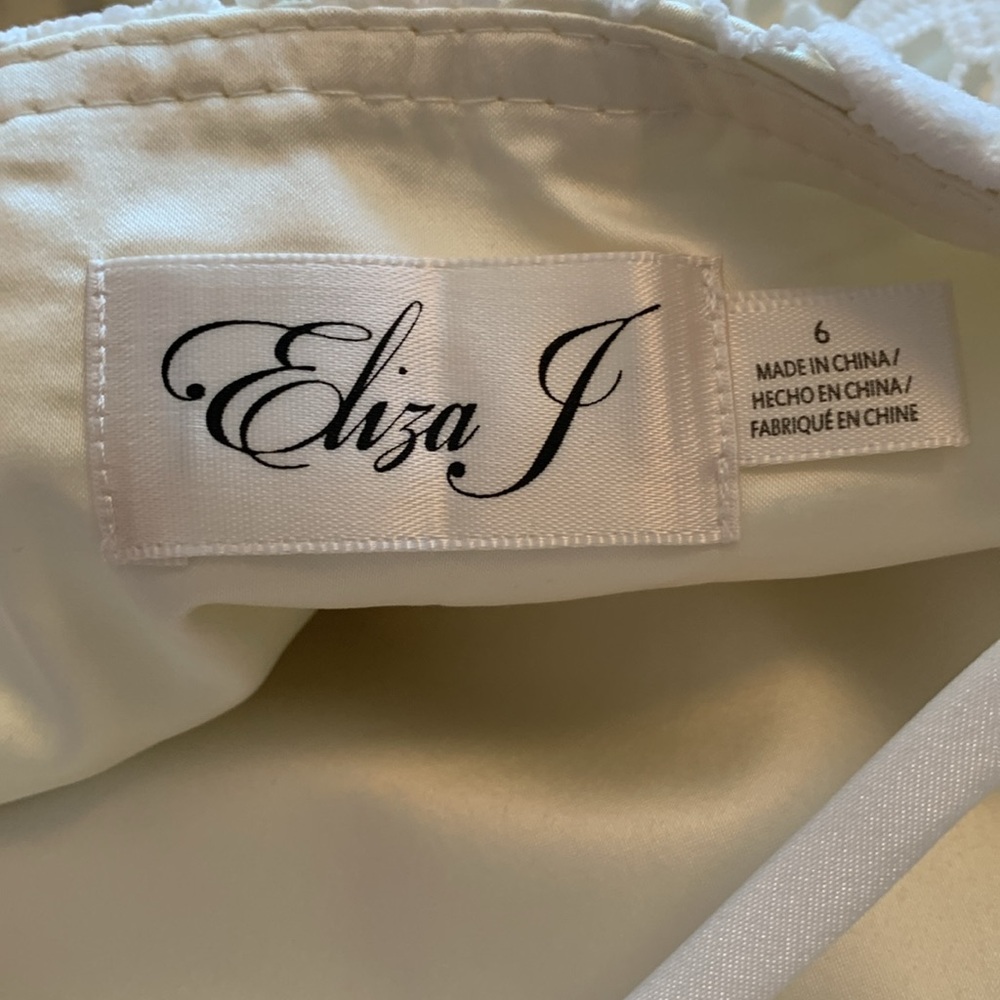 Eliza J Evening Gown - Picture 7 of 7